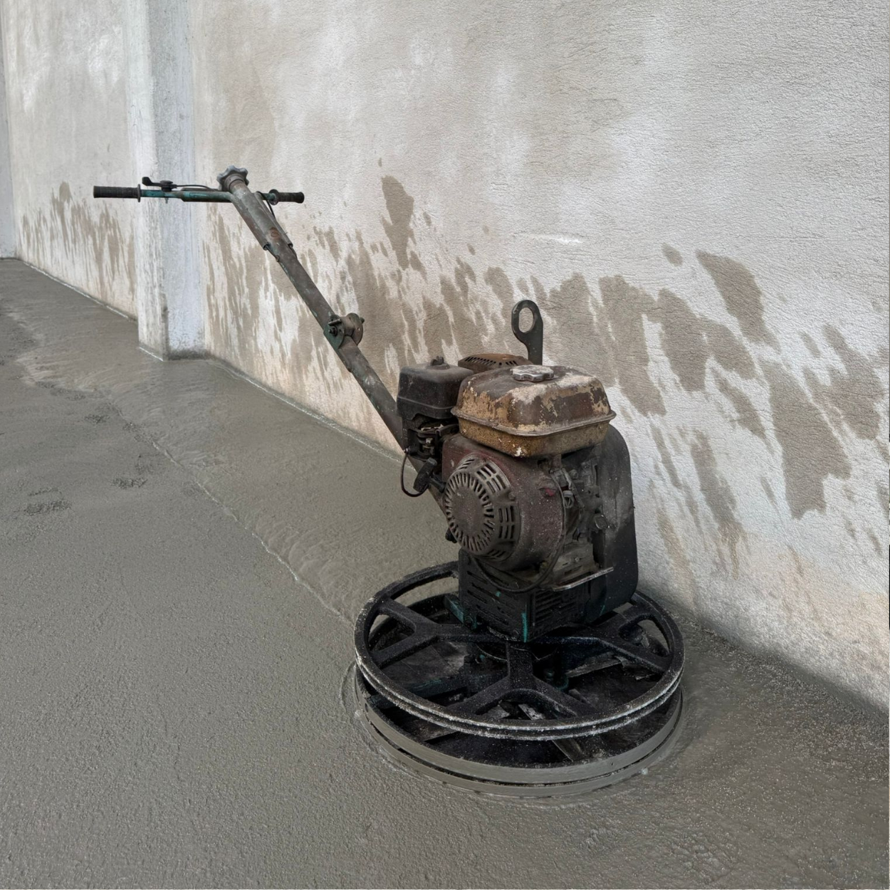 Tekli Helikopter Beton Dökümü